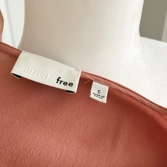 Aritzia Wilfred Free Flowy Pink Top (S) - Picture 4 of 7